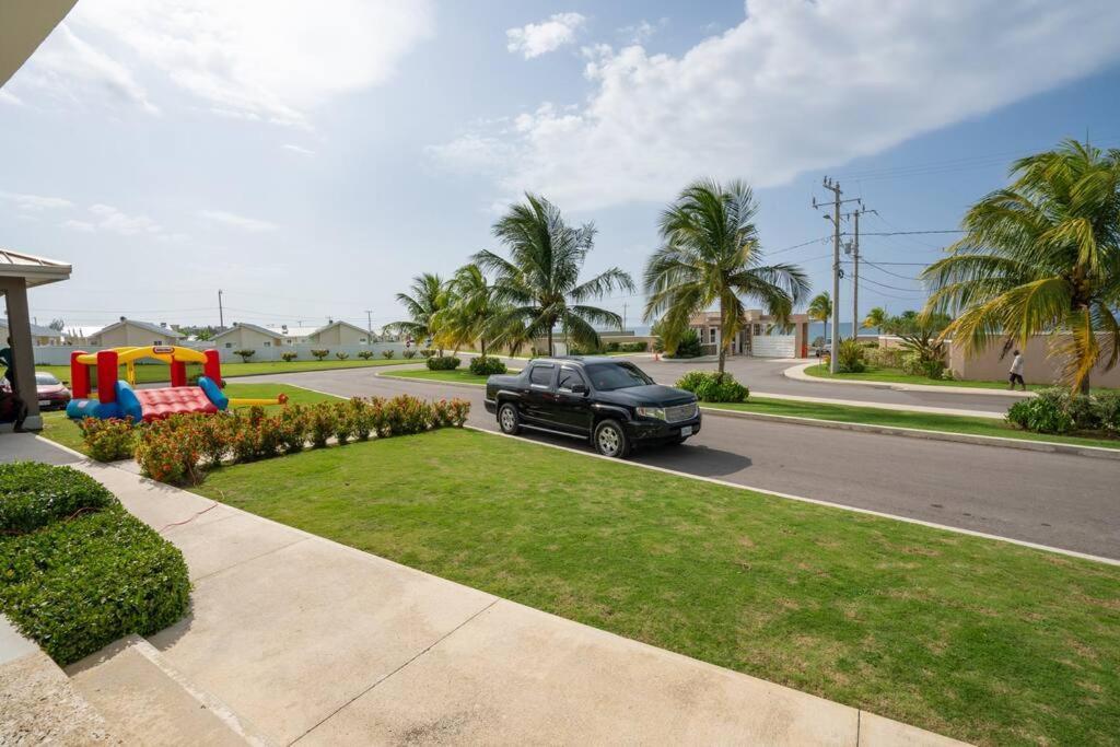 Jamaica Reggae Villa Lucea Exterior foto